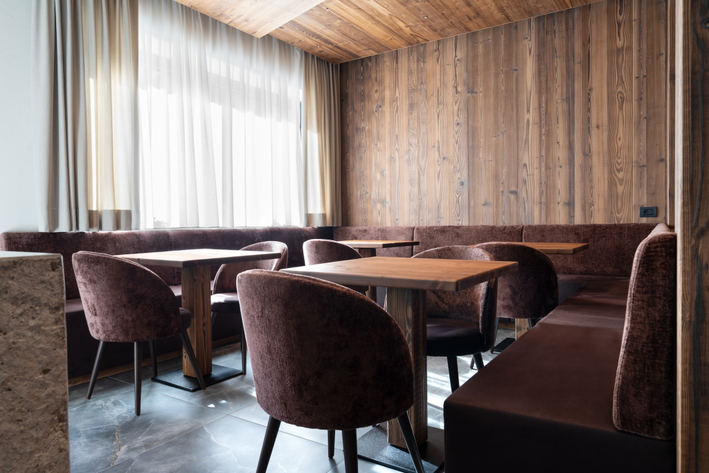 Hotel Stella Alpina Ph. BS Chairs-Marco Parisi-5
